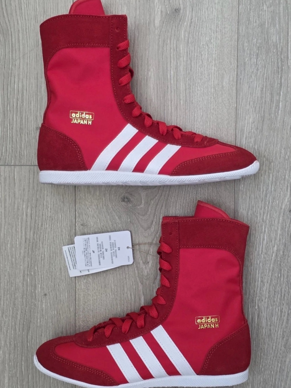 adidas Originals Japan High Red
White Gold JR8121 Womens Sz 8 no box limited